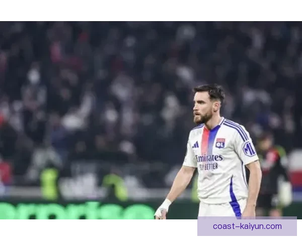 塔利亚菲科在本赛季展现出竞争力增强的状态，成为球队防线的重要支柱。