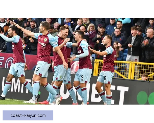 巴萨锋线表现持续提升，近期状态回暖引人关注